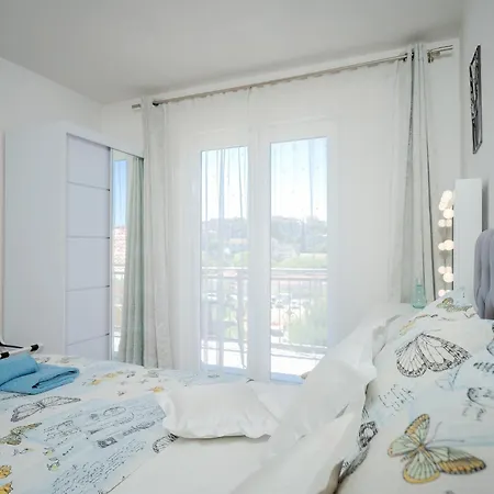 Edi - Zf Hvar Gæstehus